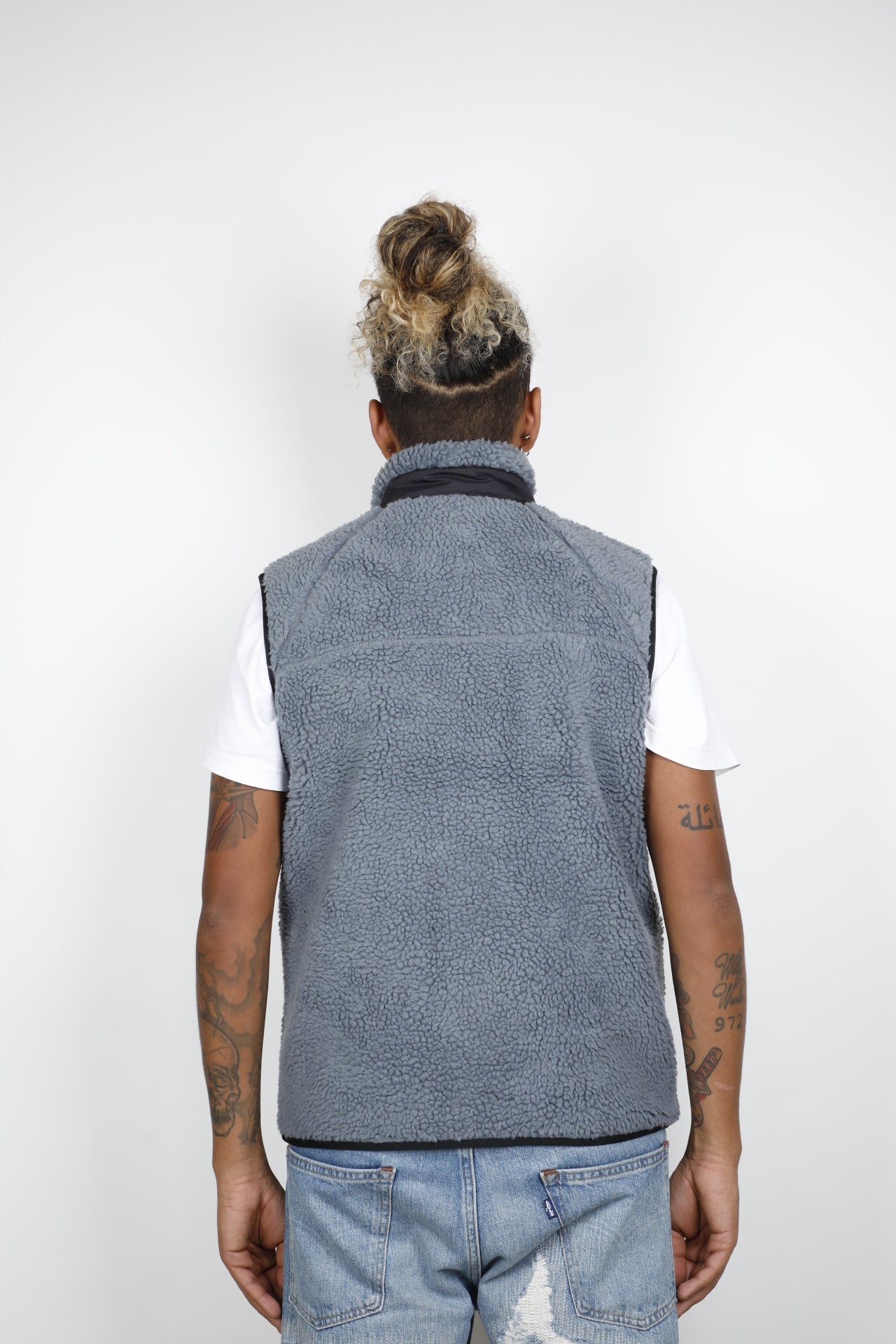 PRENTIS VEST LINER