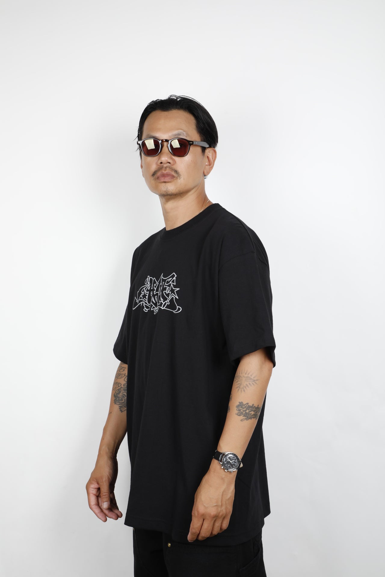 HUF OUTLINES T-SHIRT