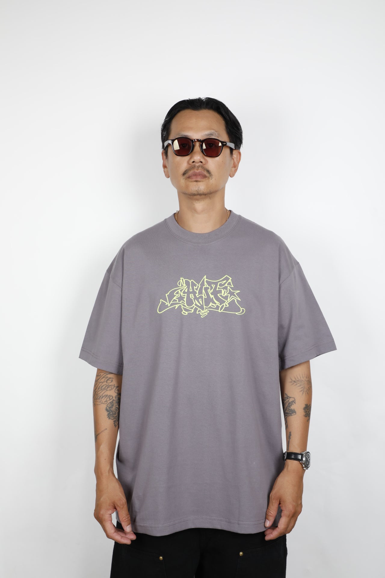 HUF OUTLINES T-SHIRT